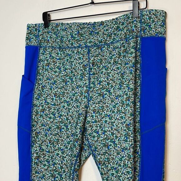 Lands' End Women's Active High Rise Compression Slimming Pocket Leggings 2X - Picture 3 of 7